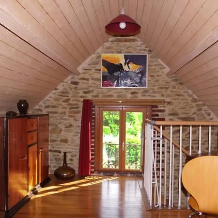 Le Jardin Feriehus Vaubadon